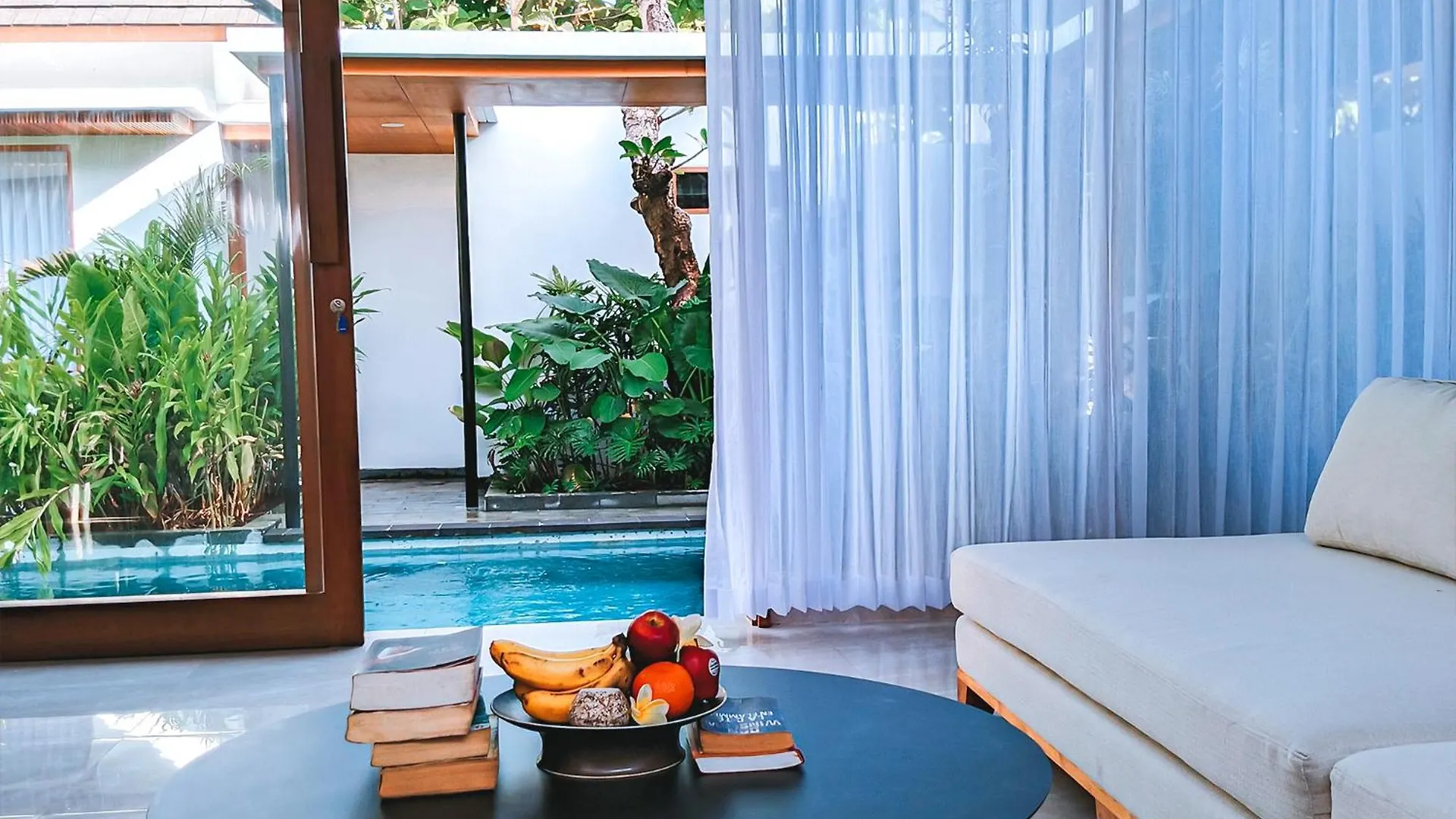 Hotel Puri Vatsalya - Private Villas Uluwatu